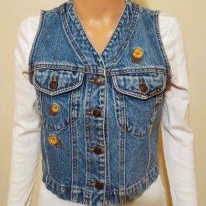 VINTAGE GASOLINE IND. C0.MEDIUM WASH EMBROIDERED DENIM VEST SIZE L